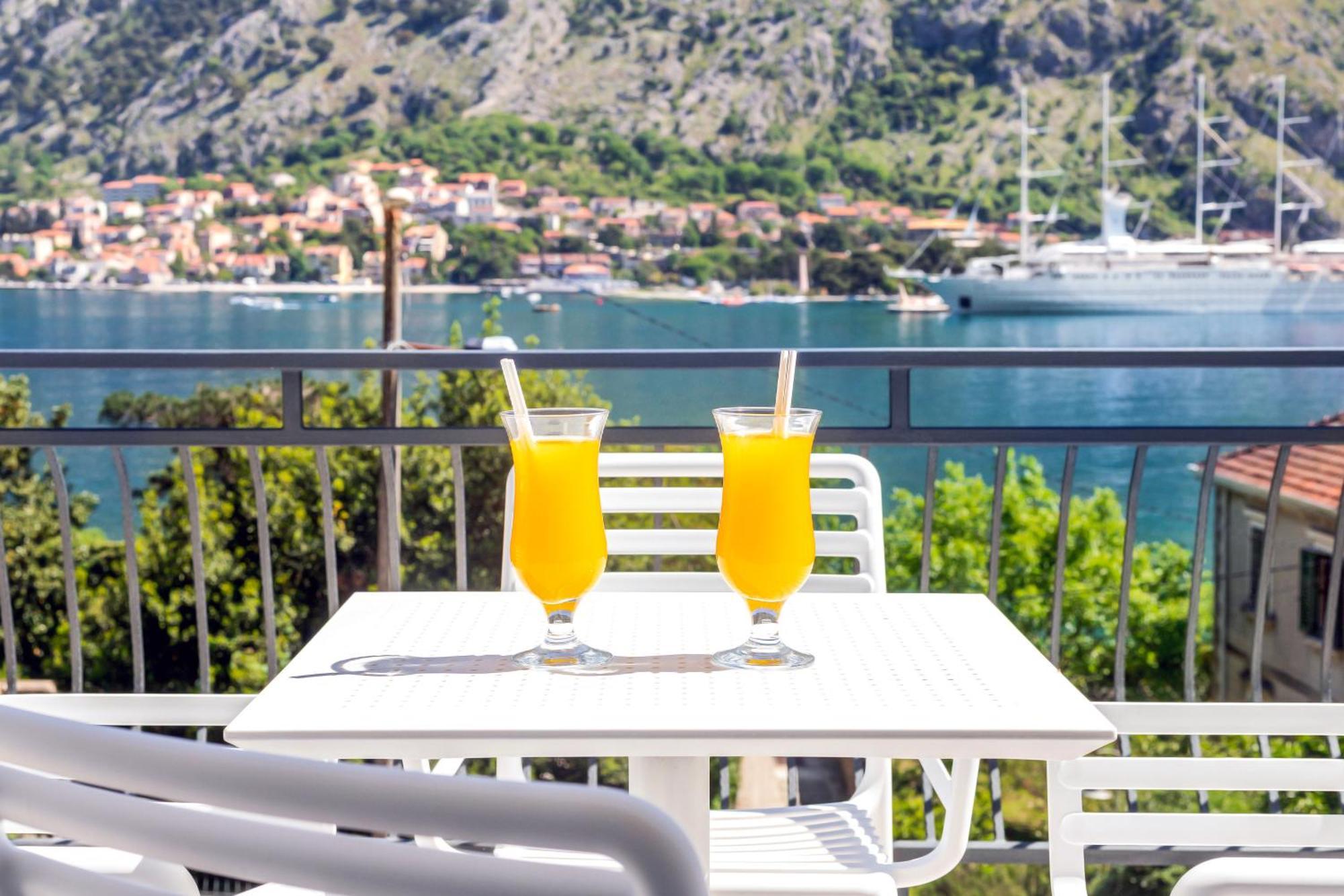 Apartments Doncic Kotor Exterior foto